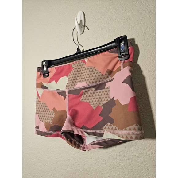 RokFit Women Pink Geometric Camo Athletic Booty Shorts CrossFit Gym Training S - Picture 2 of 4
